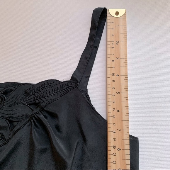 Chagall Black Camisole Sz 10 Floral Lace Trim - Picture 12 of 14